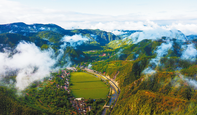 豐收時節(jié)笑容甜