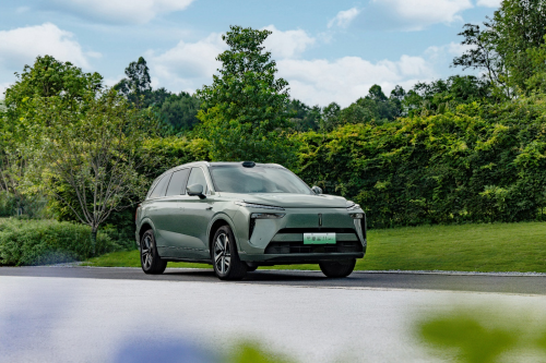 央視《頂級實驗室》走進長城,魏牌全新藍山智能科技真硬核!