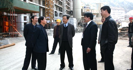 縣長張盈安調研天坤都市工程建設