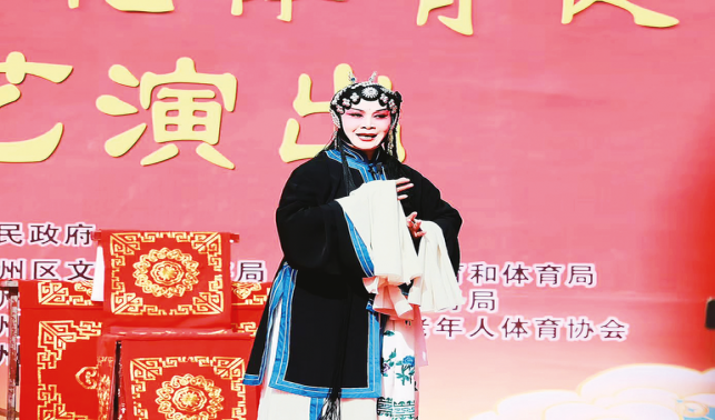 周英霞：逐夢藝術人生