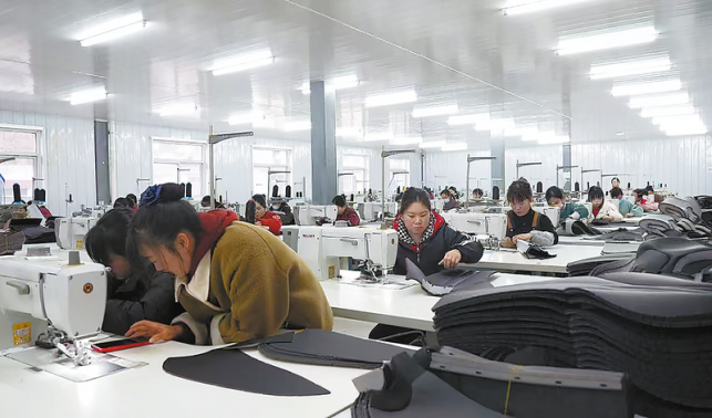 鋪就群眾幸福路