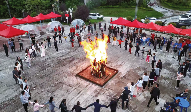 激活消費“一池春水”