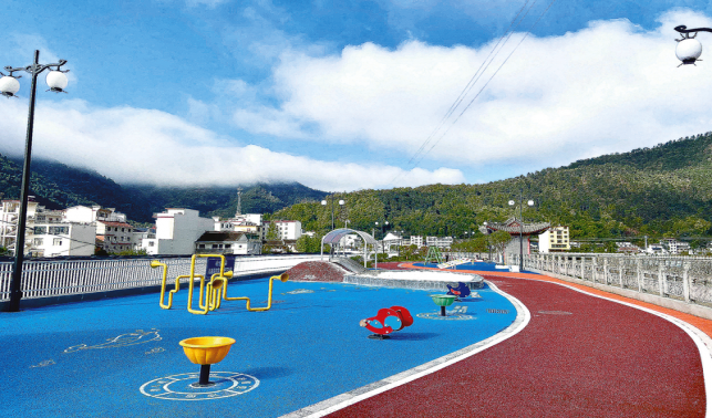 鎮區建設展新貌 災后重建繪新篇